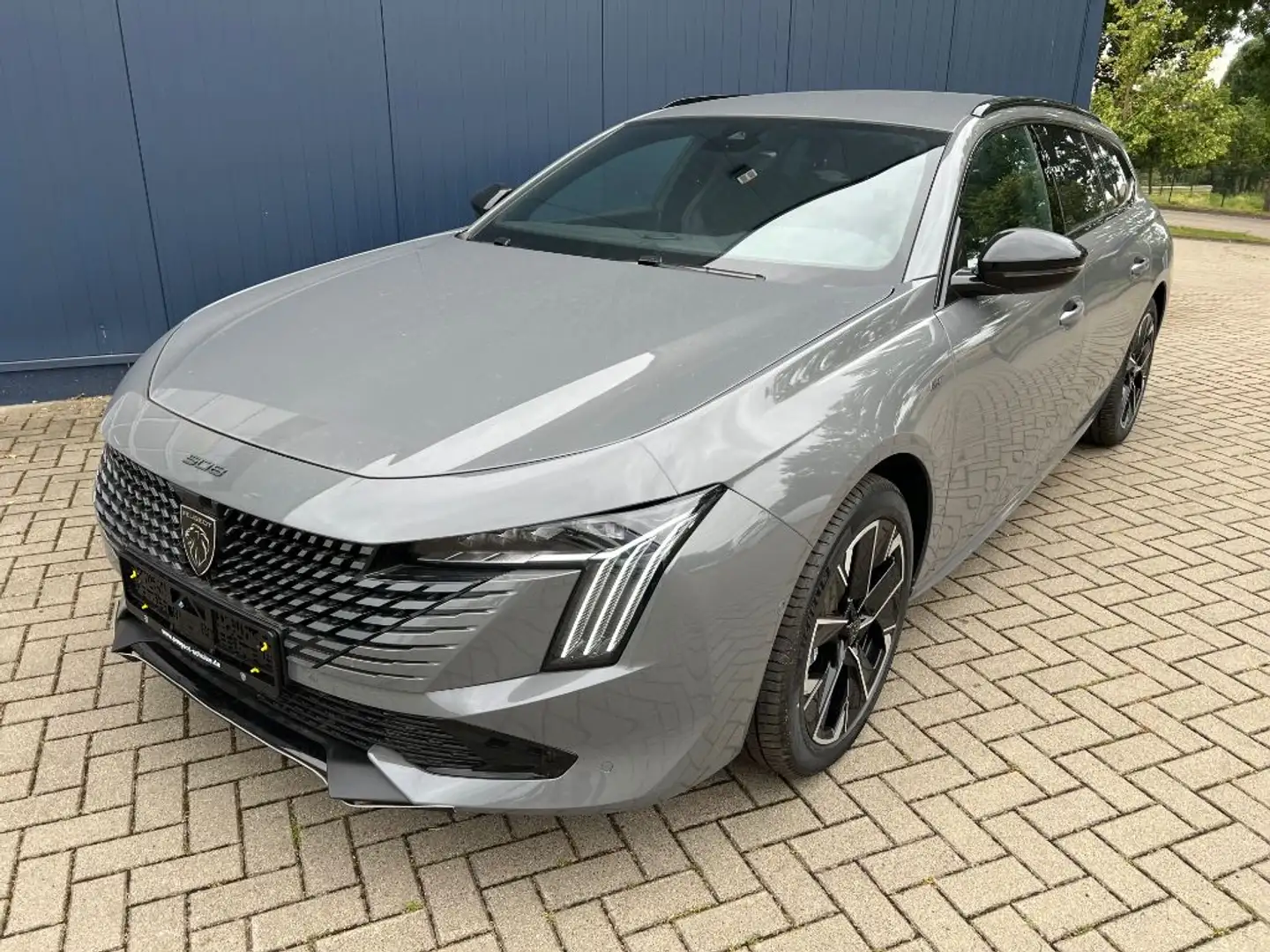 Peugeot 508 SW BlueHDi 130 EAT8 GT (F) Gris - 1