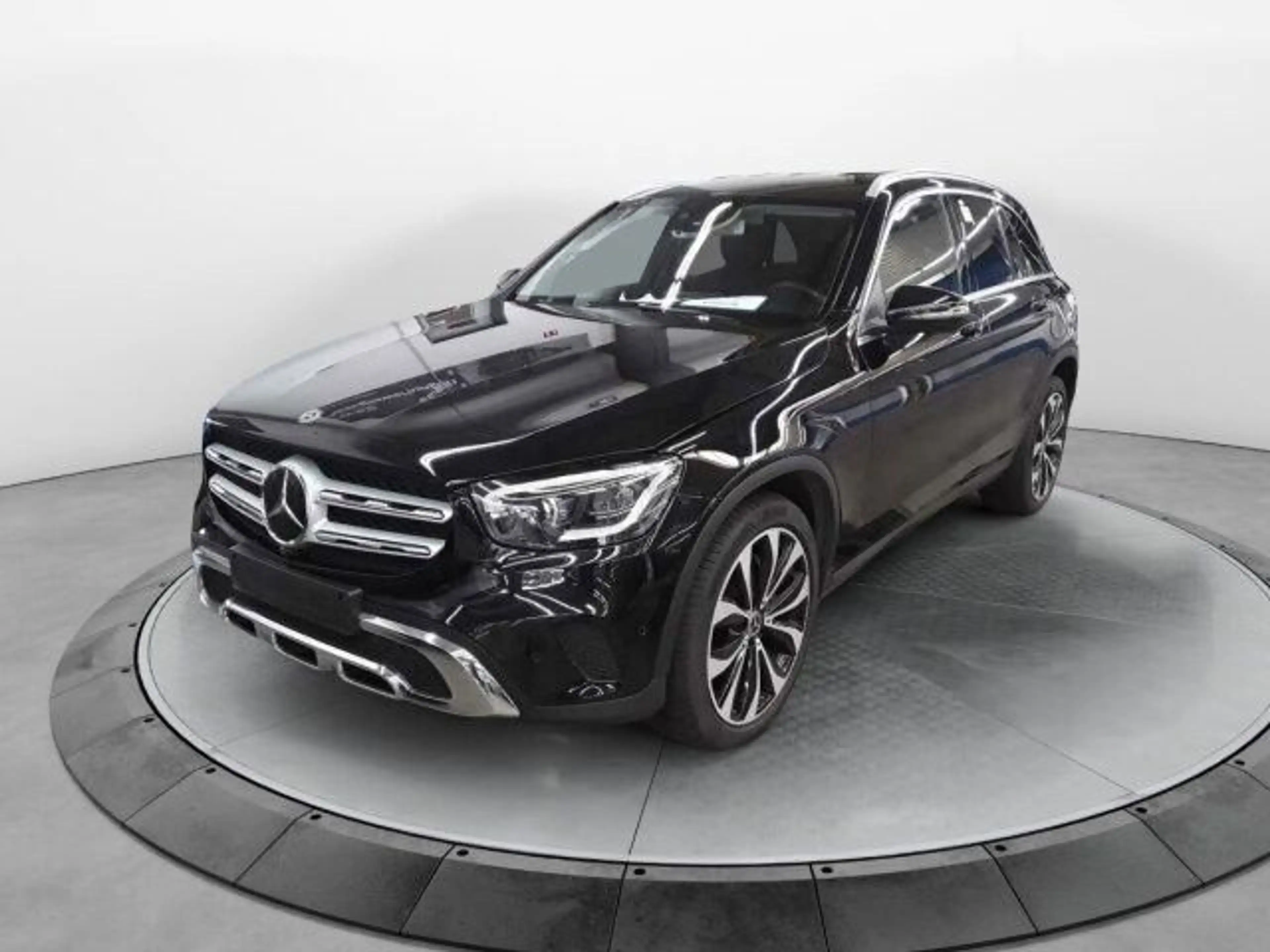 Mercedes-Benz GLC 300 d 4M 20Z*WIDE*DISTR+*MBEAM*360*LEDER*AMBI