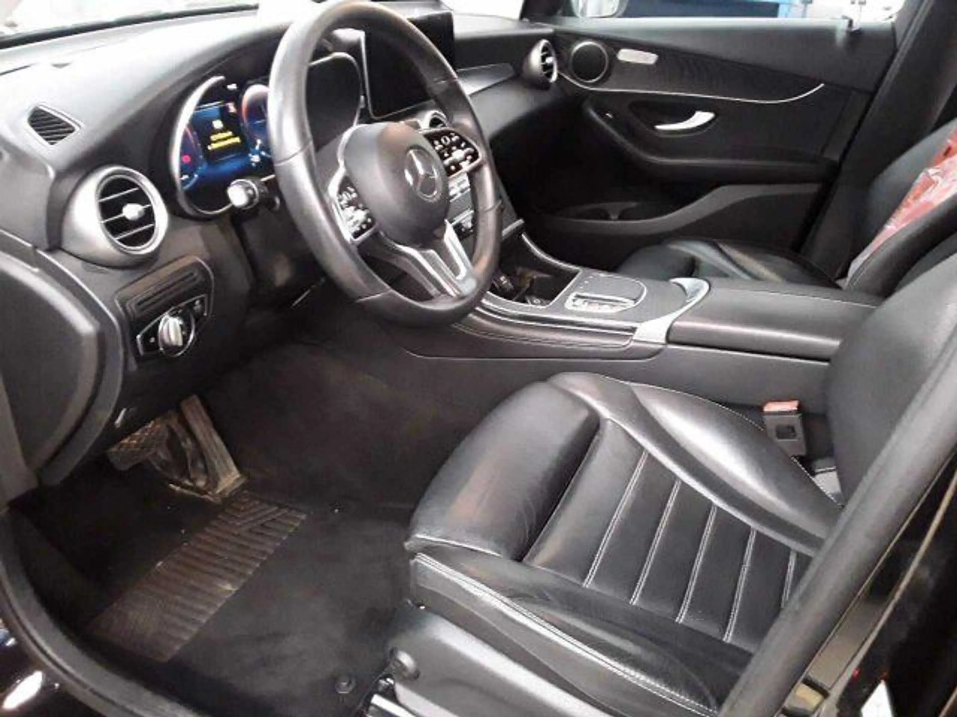 Mercedes-Benz GLC 300 d 4M 20Z*WIDE*DISTR+*MBEAM*360*LEDER*AMBI — photo 8