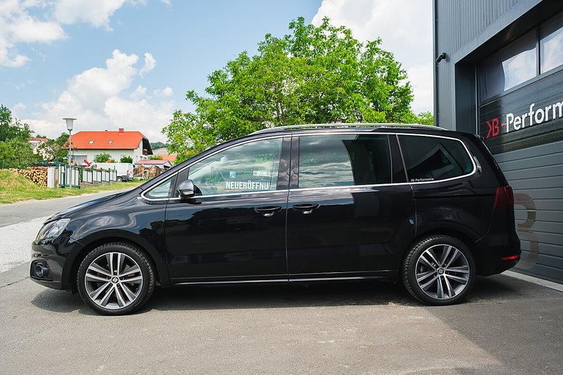 SEAT Alhambra 2.0 TDI FR 4Drive 7-Sitzer /BI-XENON/AHK/SHZ/KE... — photo 4