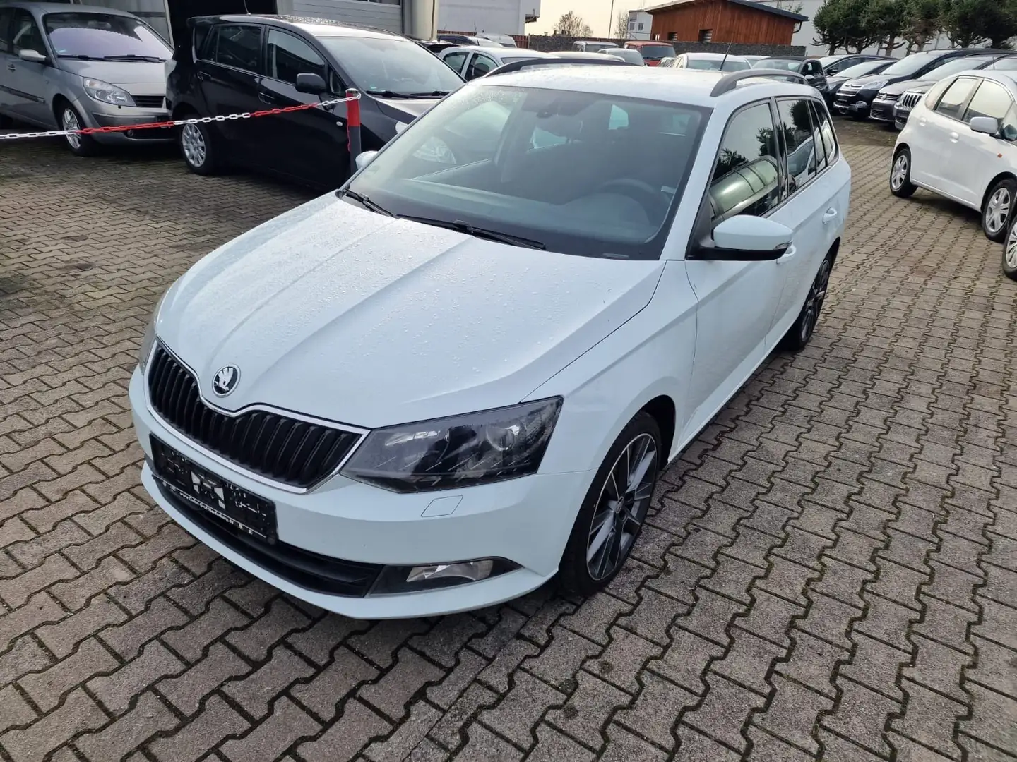 Skoda Fabia Edition Blanco - 1