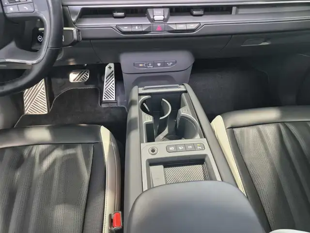 Kia Ev9 view 12