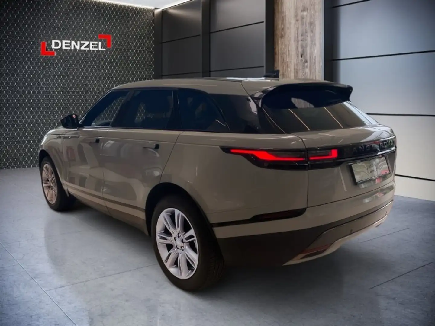 Land Rover Range Rover Velar D200 Dynamic SE Grijs - 2