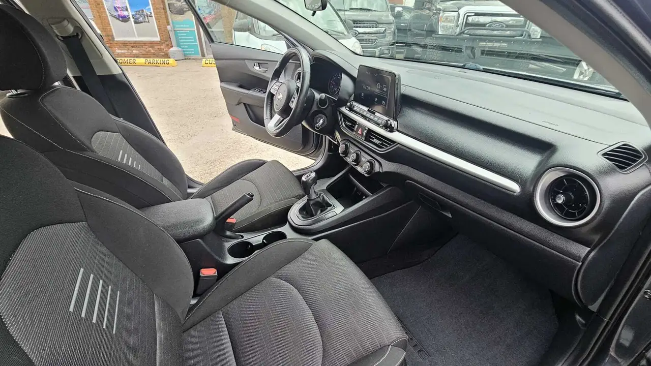 Kia Forte photo Kia Forte