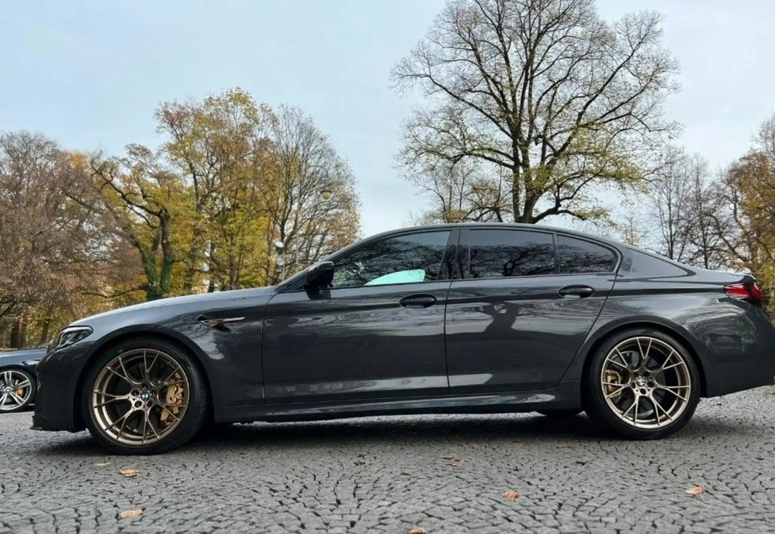 BMW M5 CS LEICHTBAU CARBON-KERAMIK-LASER-XDRIVE Grigio - 1