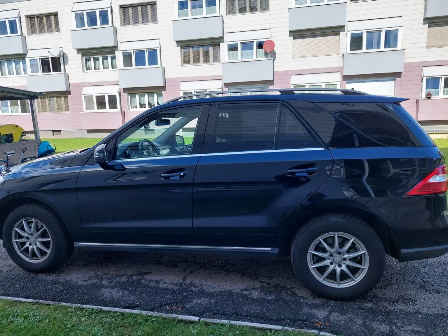Mercedes-Benz ML 250 BlueTEC 4MATIC A-Edition Aut. - 1