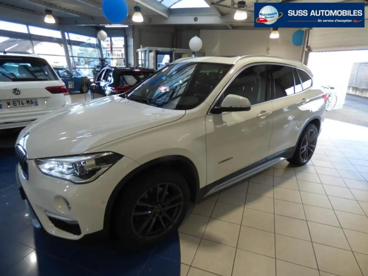 BMW X1 F48 sDrive 20d 190 ch xLine Blanc - 2