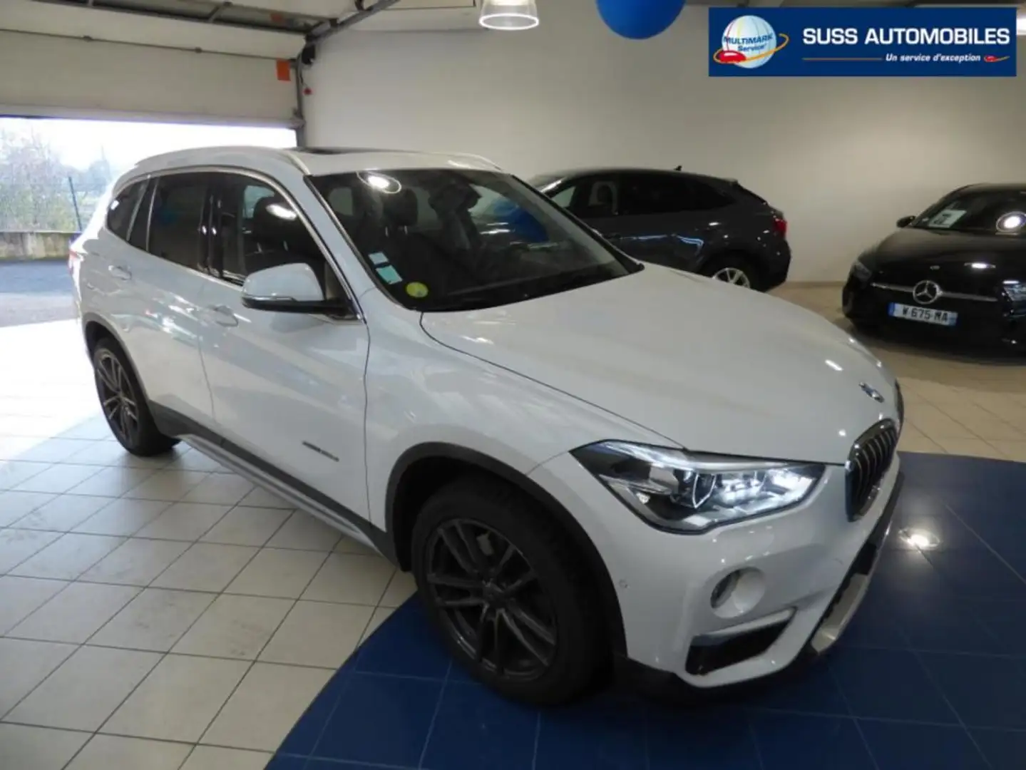 BMW X1 F48 sDrive 20d 190 ch xLine Blanc - 1