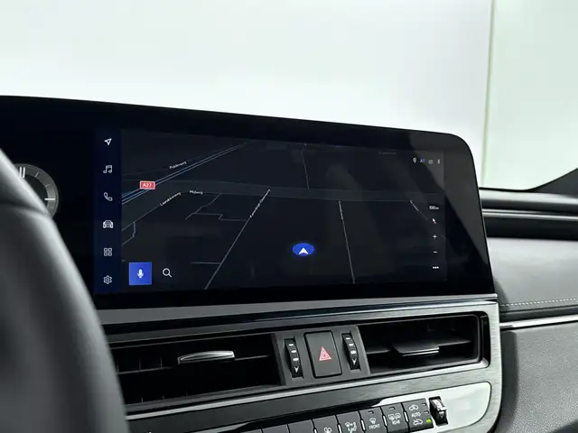 Lexus Es view 7