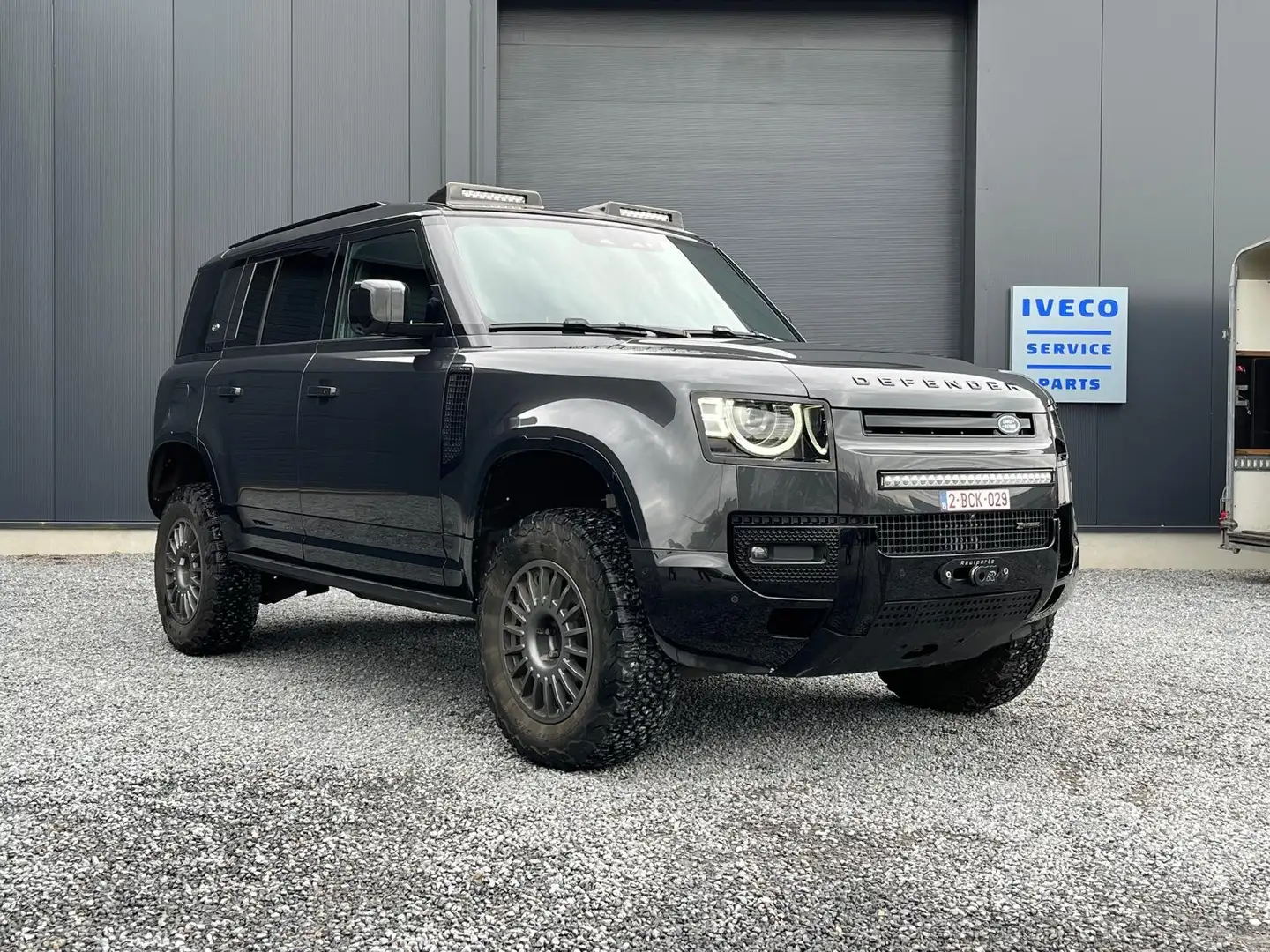 Land Rover Defender 110 3.0 D MHEV D200 X-Dynamic SE Gris - 1