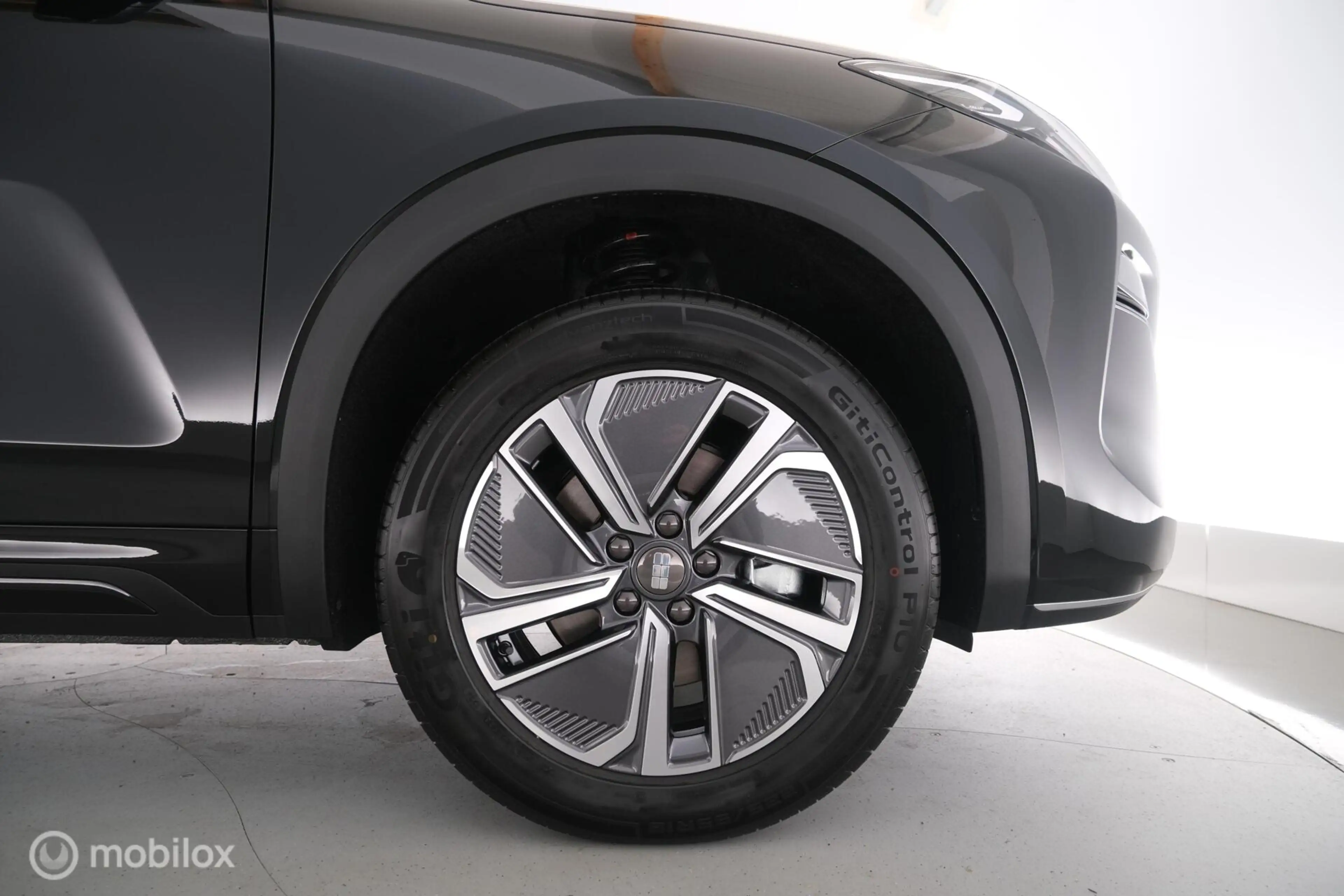 Geely Starray EM-i 1.5 Pro+ Direct leverbaar|led|nav|360cam|acc|lmv18 — photo 35