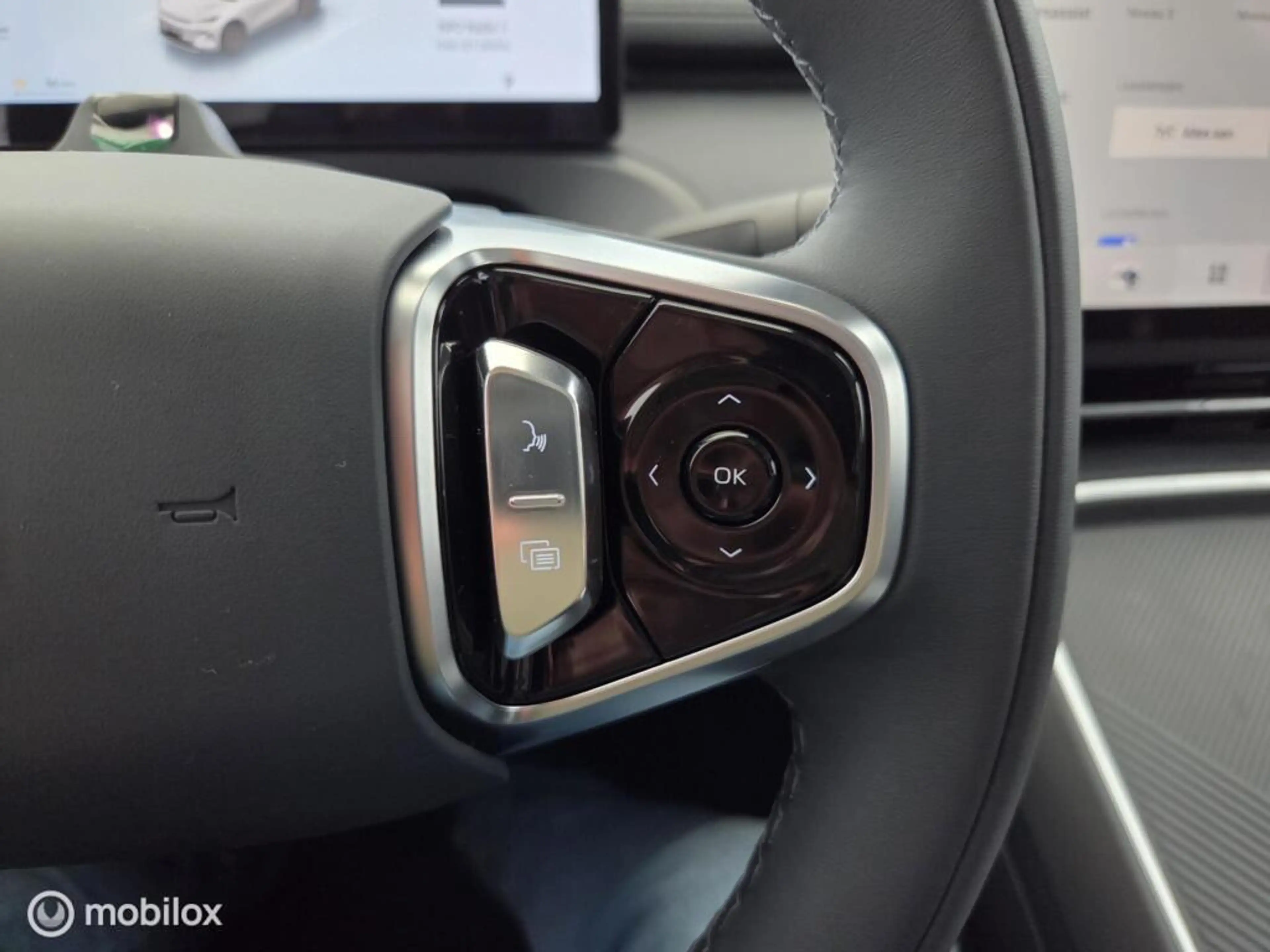 Geely Starray EM-i 1.5 Pro+ Direct leverbaar|led|nav|360cam|acc|lmv18 — photo 14