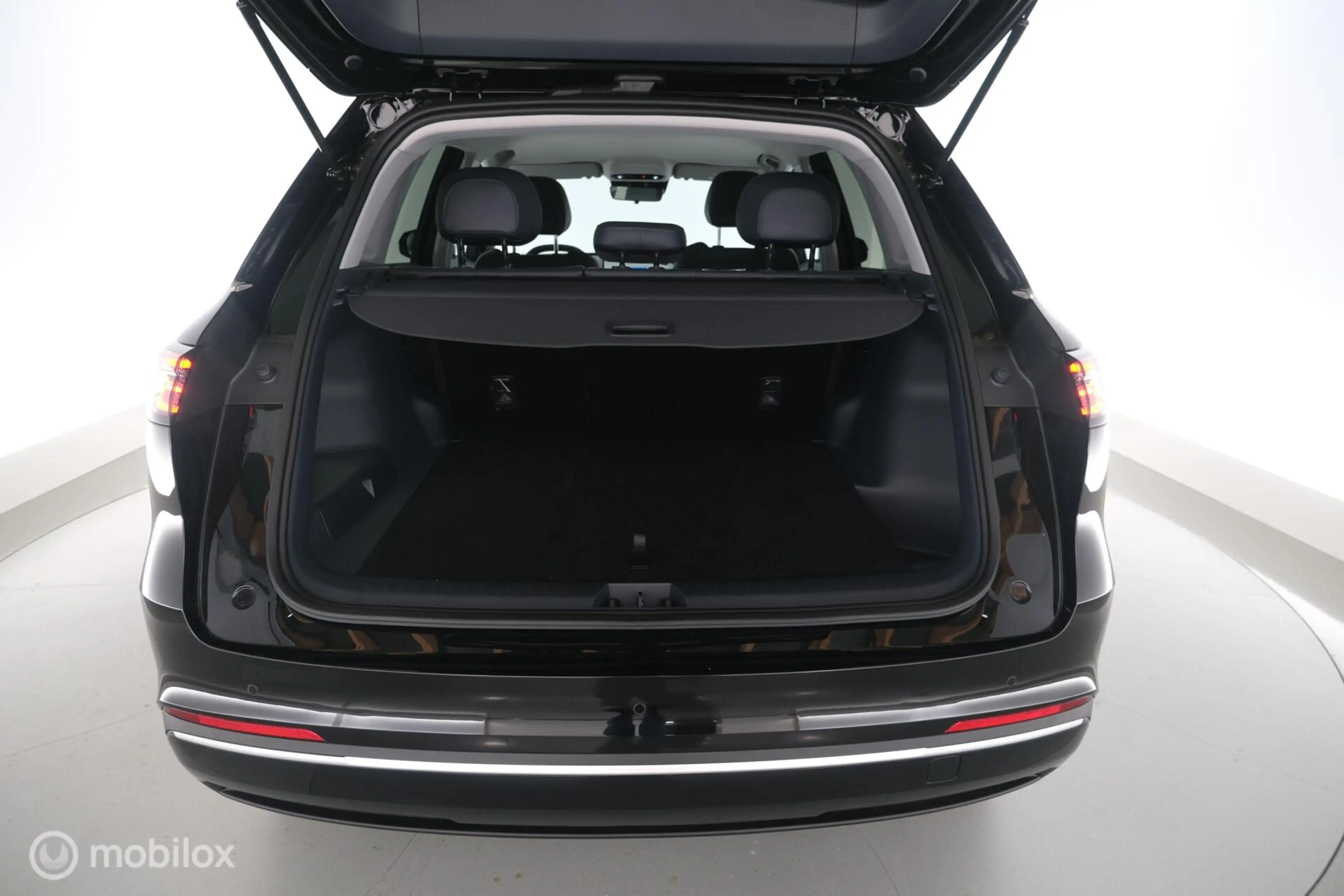 Geely Starray EM-i 1.5 Pro+ Direct leverbaar|led|nav|360cam|acc|lmv18 — photo 24