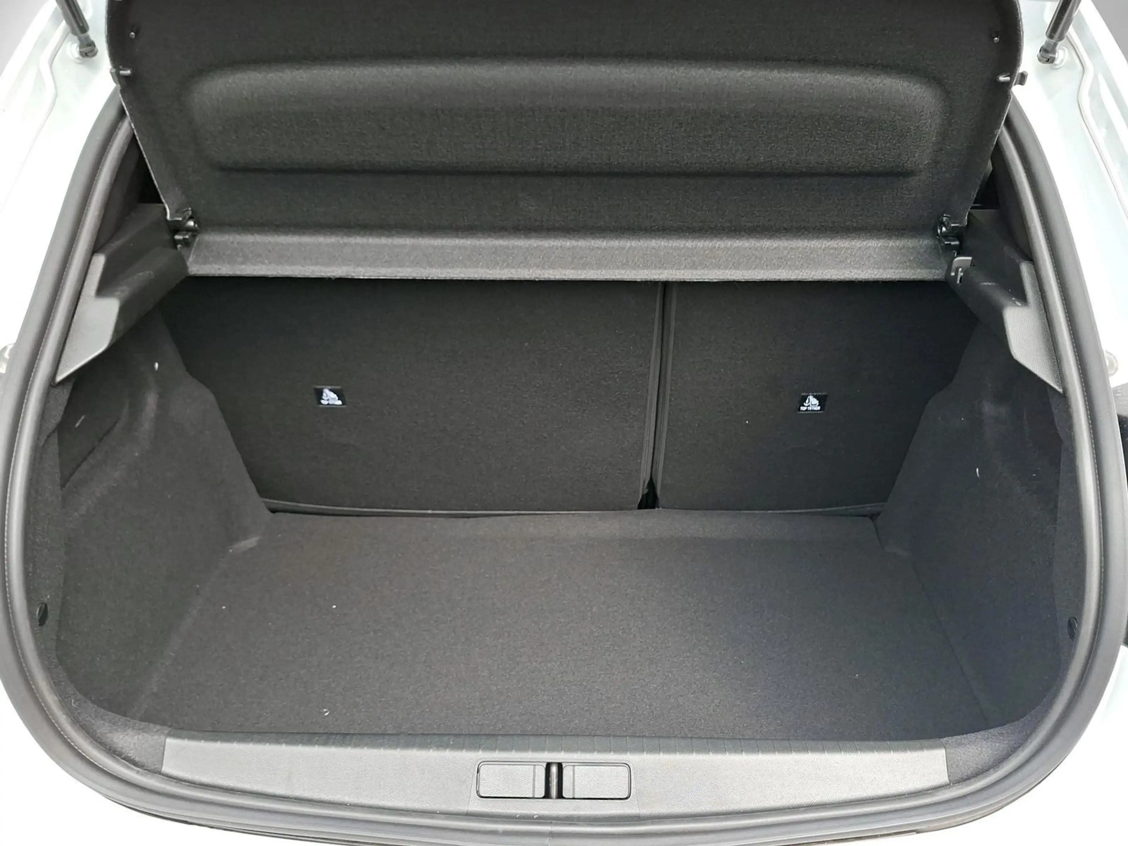 Peugeot 208 GT Hybrid 110 e-DSC6 Kamera Navi SHZ — photo 5