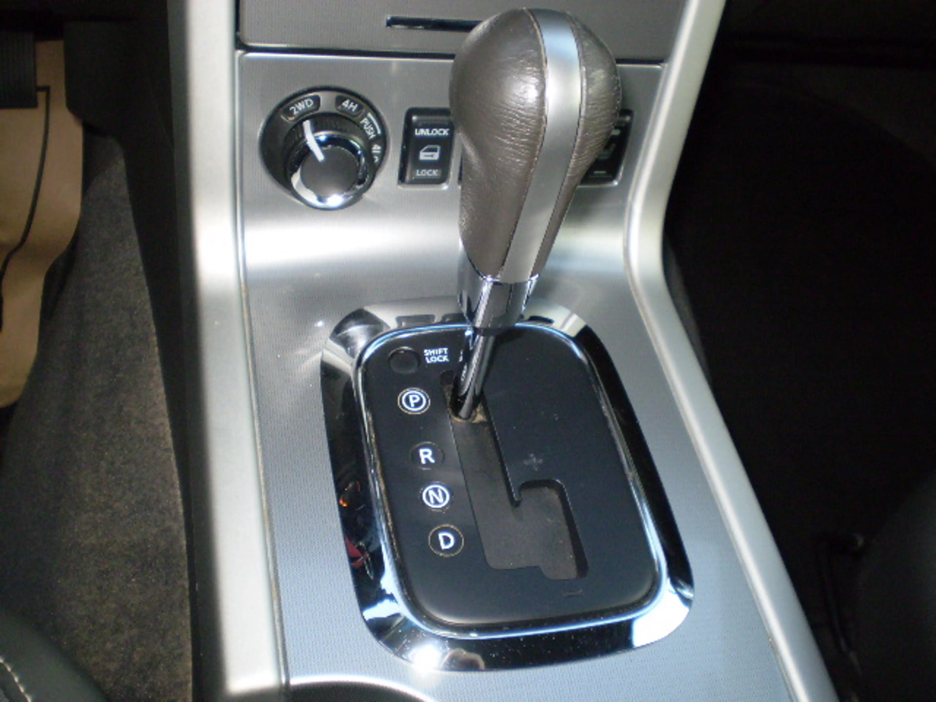 Nissan Navara D40 — photo 13