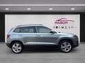 Skoda Karoq Style DSG*el.Heckklappe*Navi*Ganzjahresreifen Gris - thumbnail 4