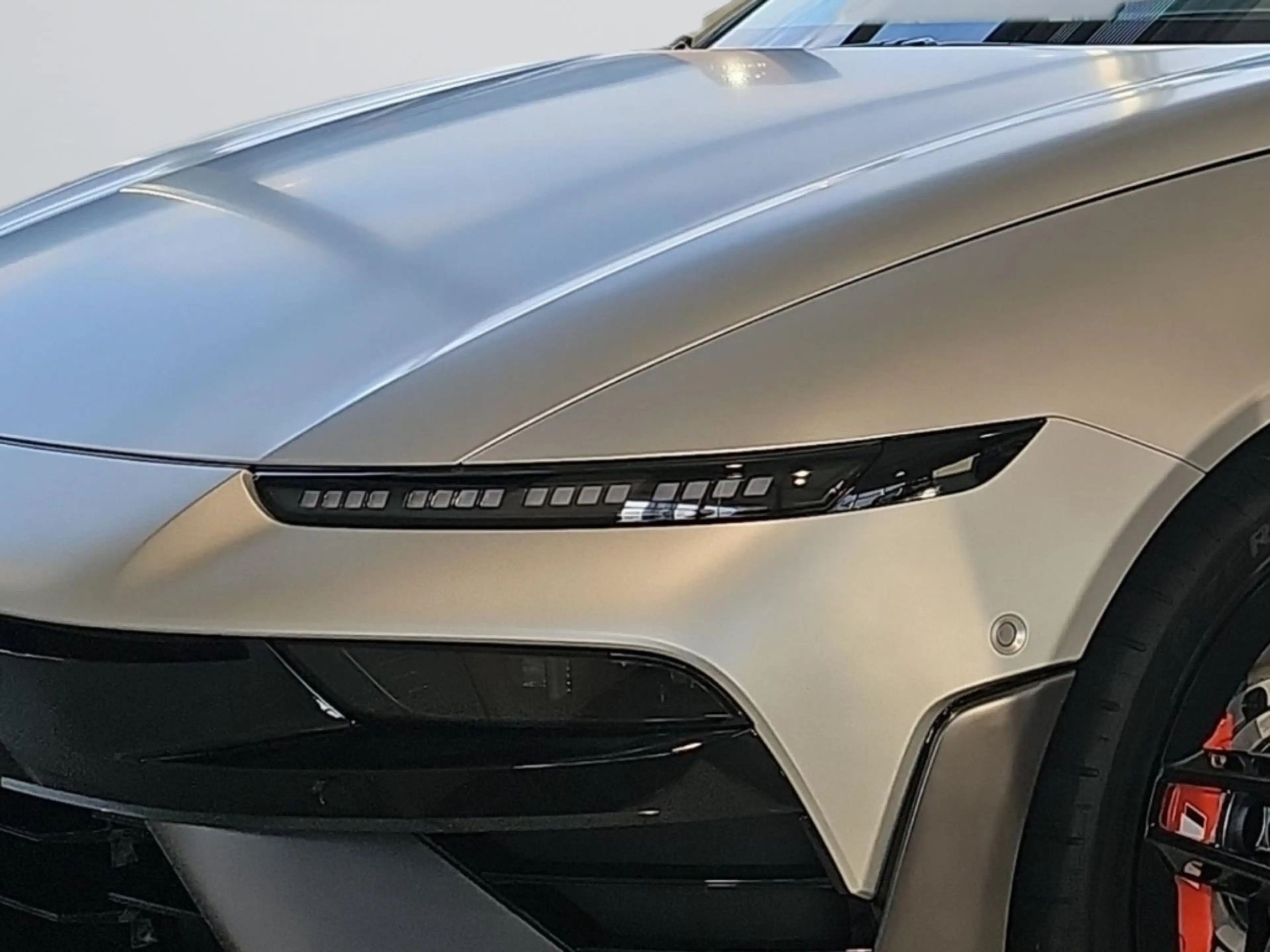 Hyundai IONIQ 6 N 84 kWh 4WD Glas-Schiebedach Sitz-Paket — photo 4