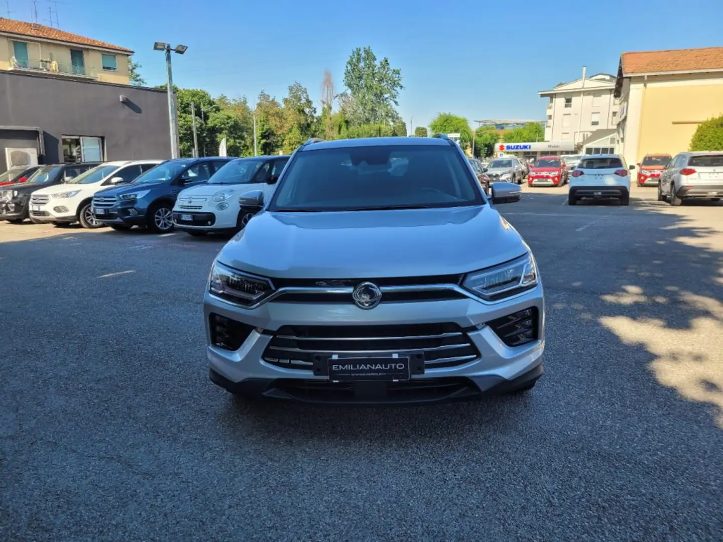 SsangYong Korando 1.6 Diesel 2WD aut. Dream Plateado - 1