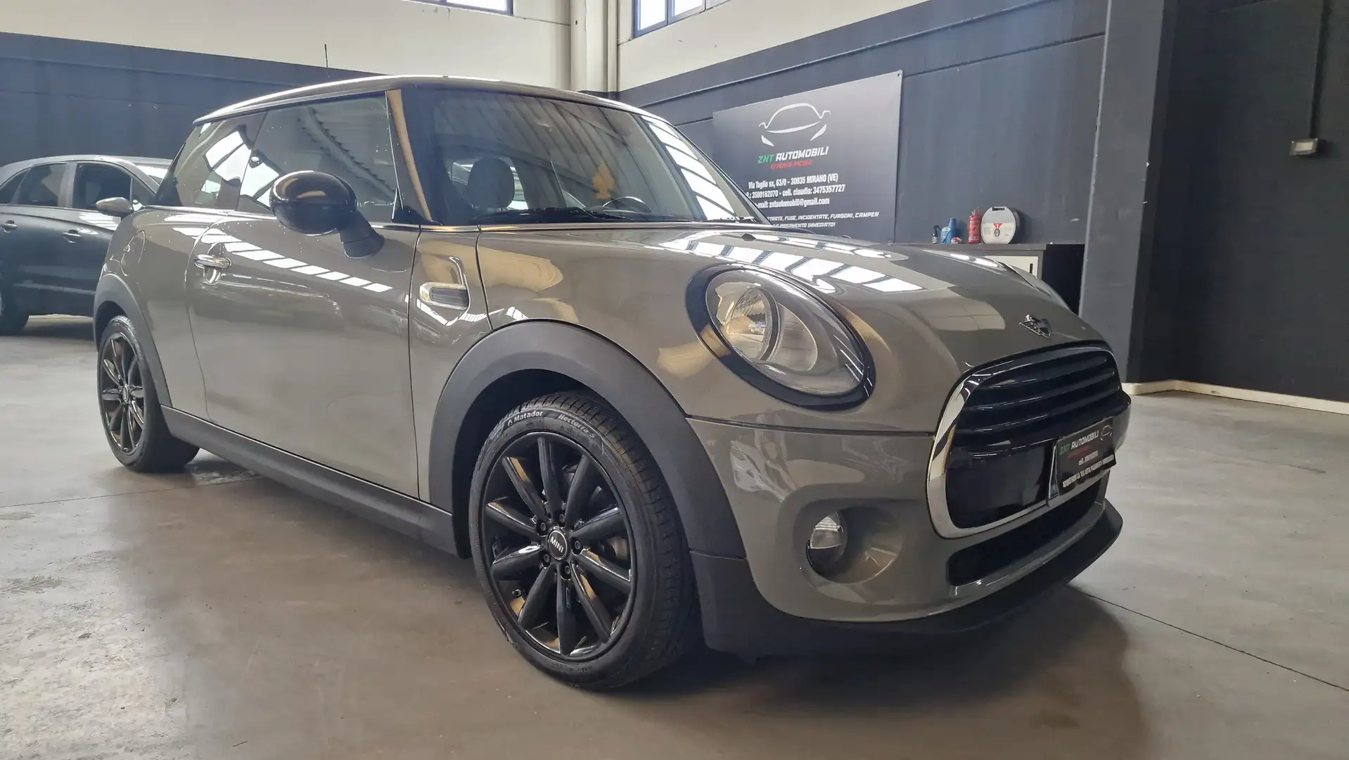 MINI Cooper Mini IV F55-F56 2018 1.5 Hype 3p Grigio - 1