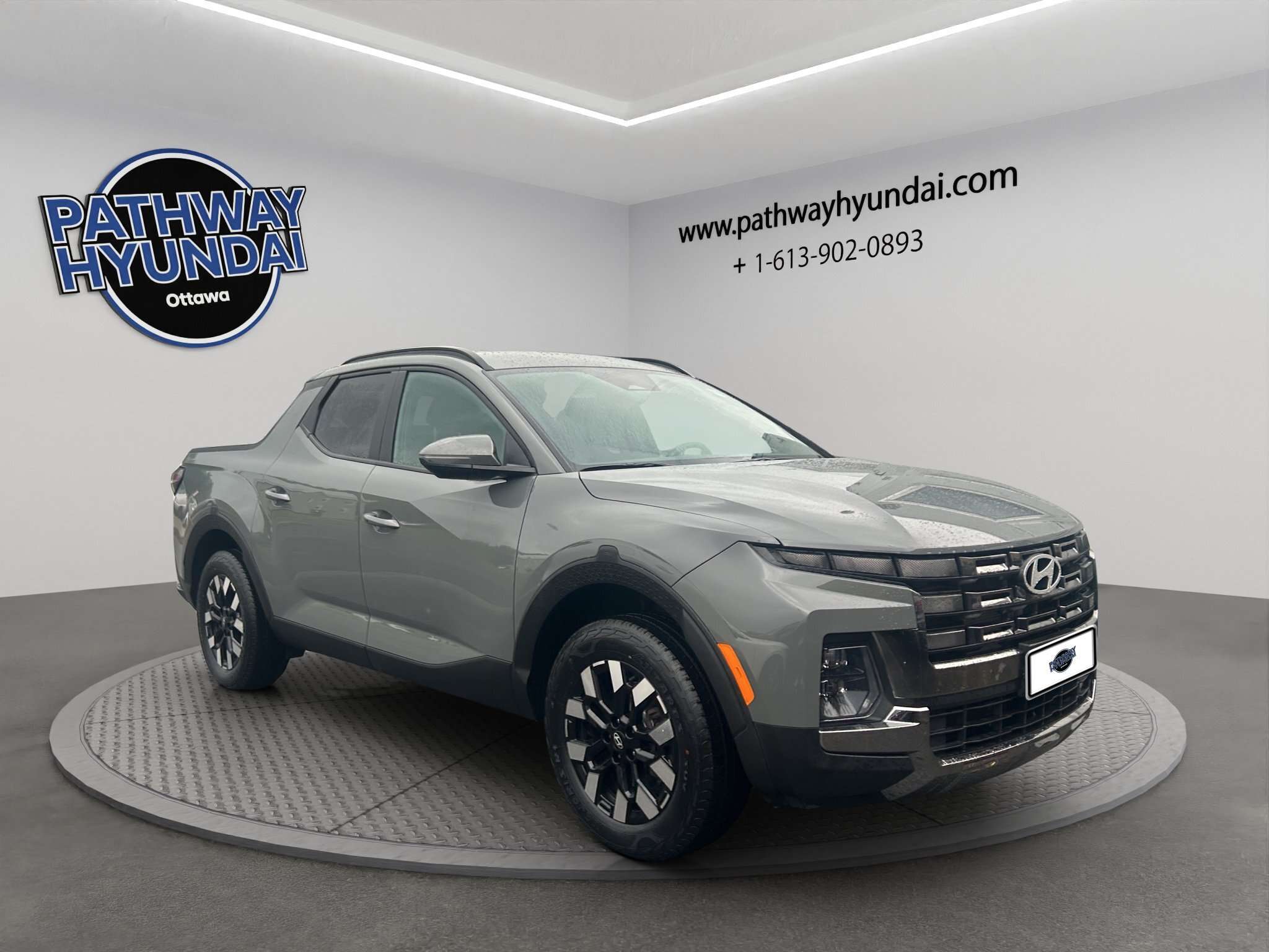 2025 Hyundai Santa Cruz Preferred | Reverse Cam | Heated Seats