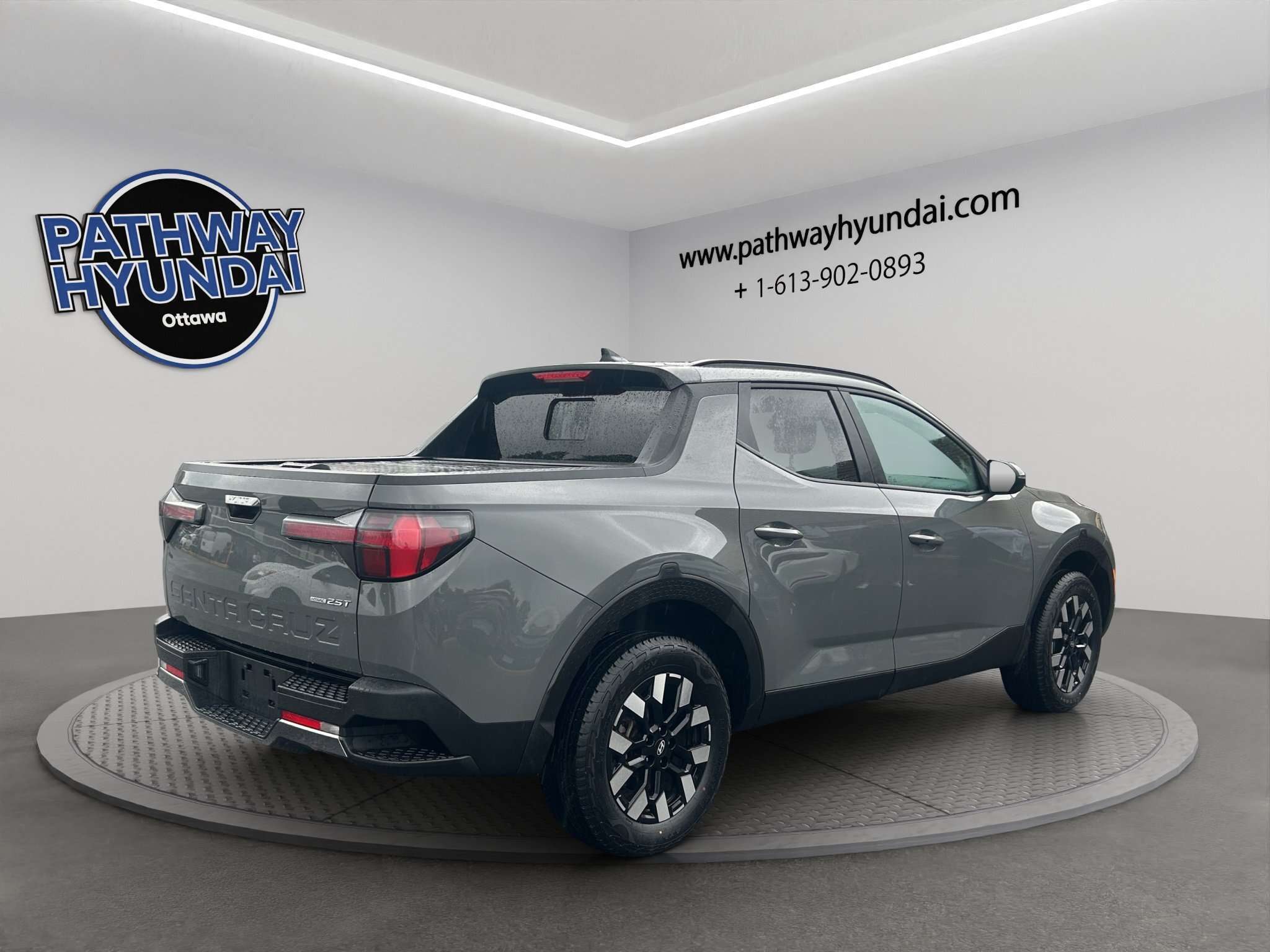 2025 Hyundai Santa Cruz Preferred | Reverse Cam | Heated Seats — снимка 1