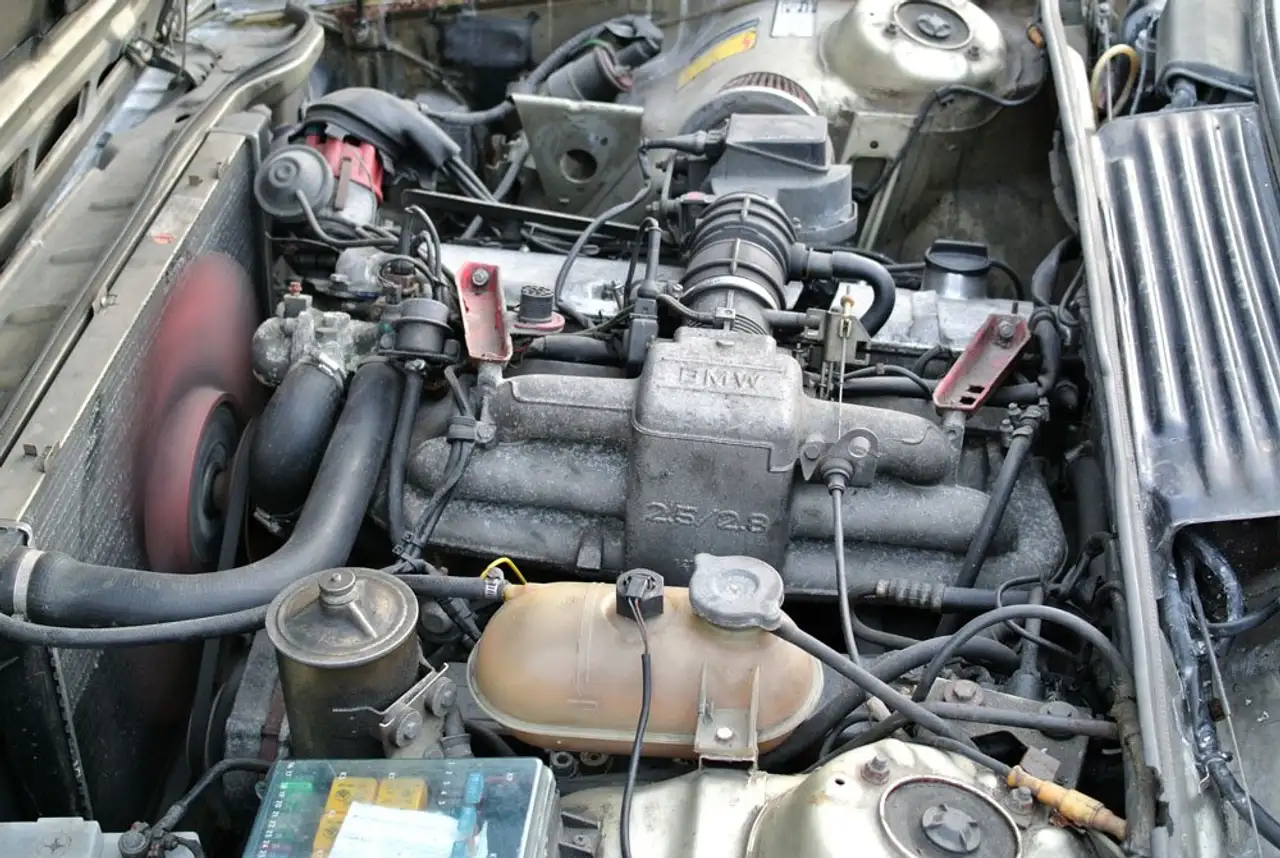 BMW 628 CSi 2. HAND, Deutsch, NEU-Aufbau, ROSTFREI, foto 2