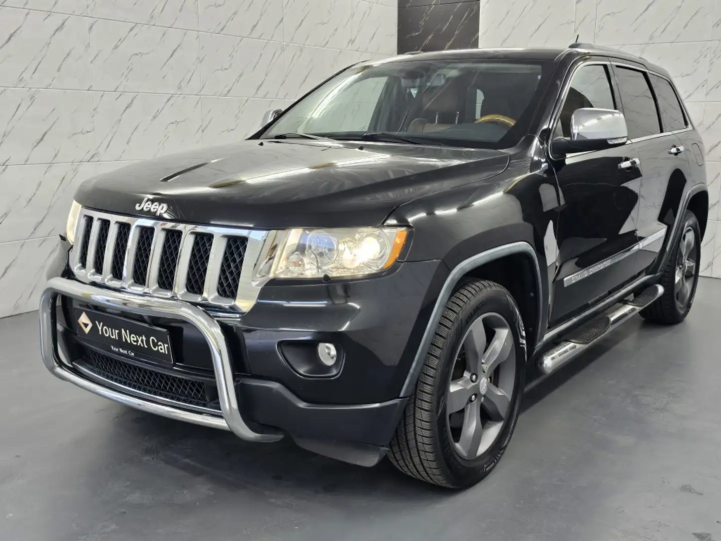 Jeep Cherokee 5.7 V8 HEMI Overland+AHK+B-Xenon+Pano Schwarz - 1