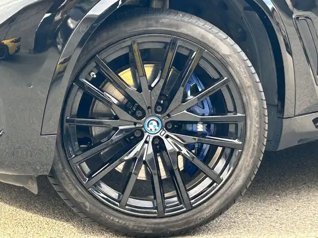 BMW X5 xDrive 45e M *ACC*LED*HUD*LUFT*STHZG*22'' Ansicht 24