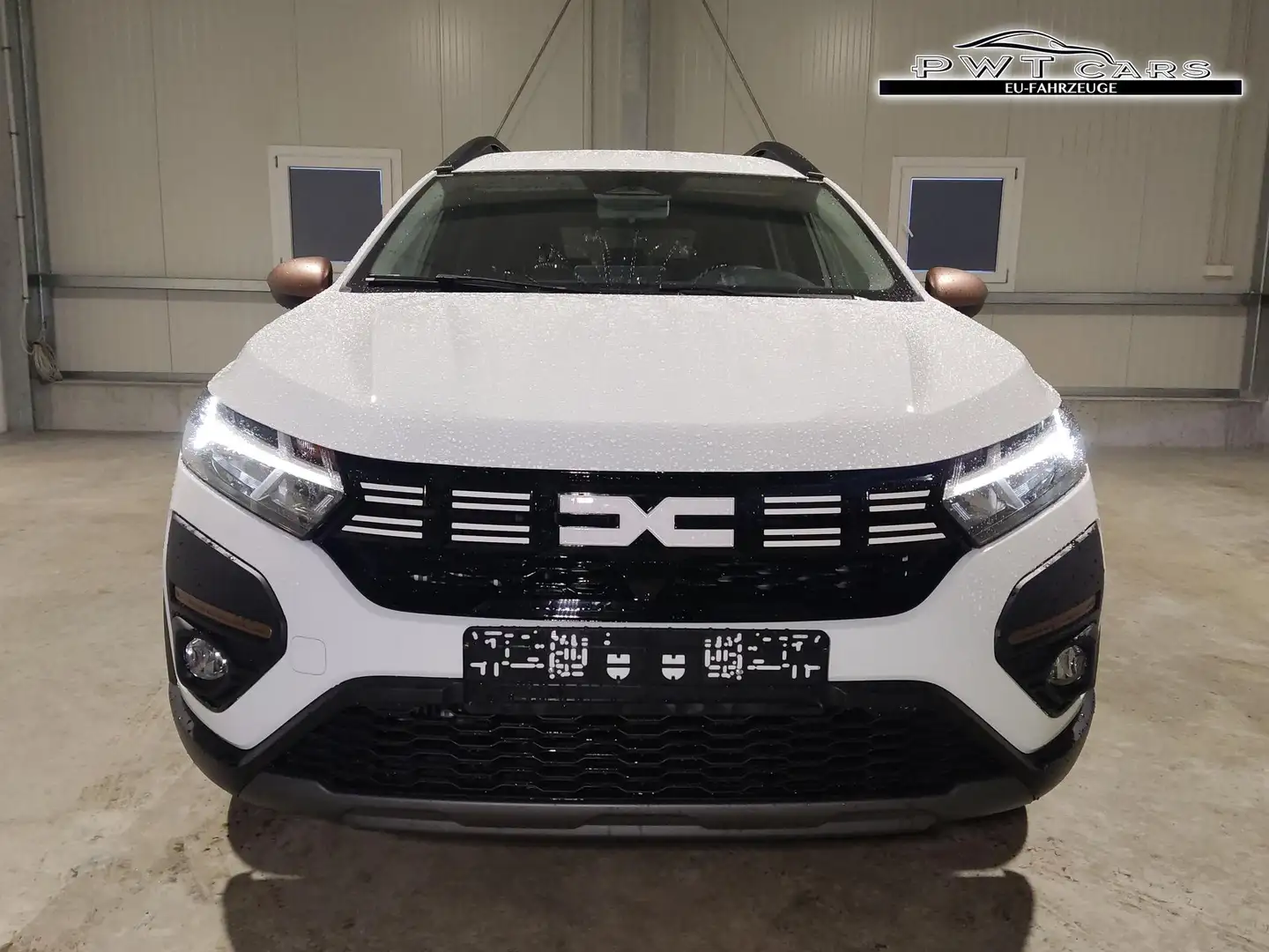 Dacia Jogger Extreme 1.0 TCe 110 7-Sitzer-AHK-Kamera-LED-App... Weiß - 2