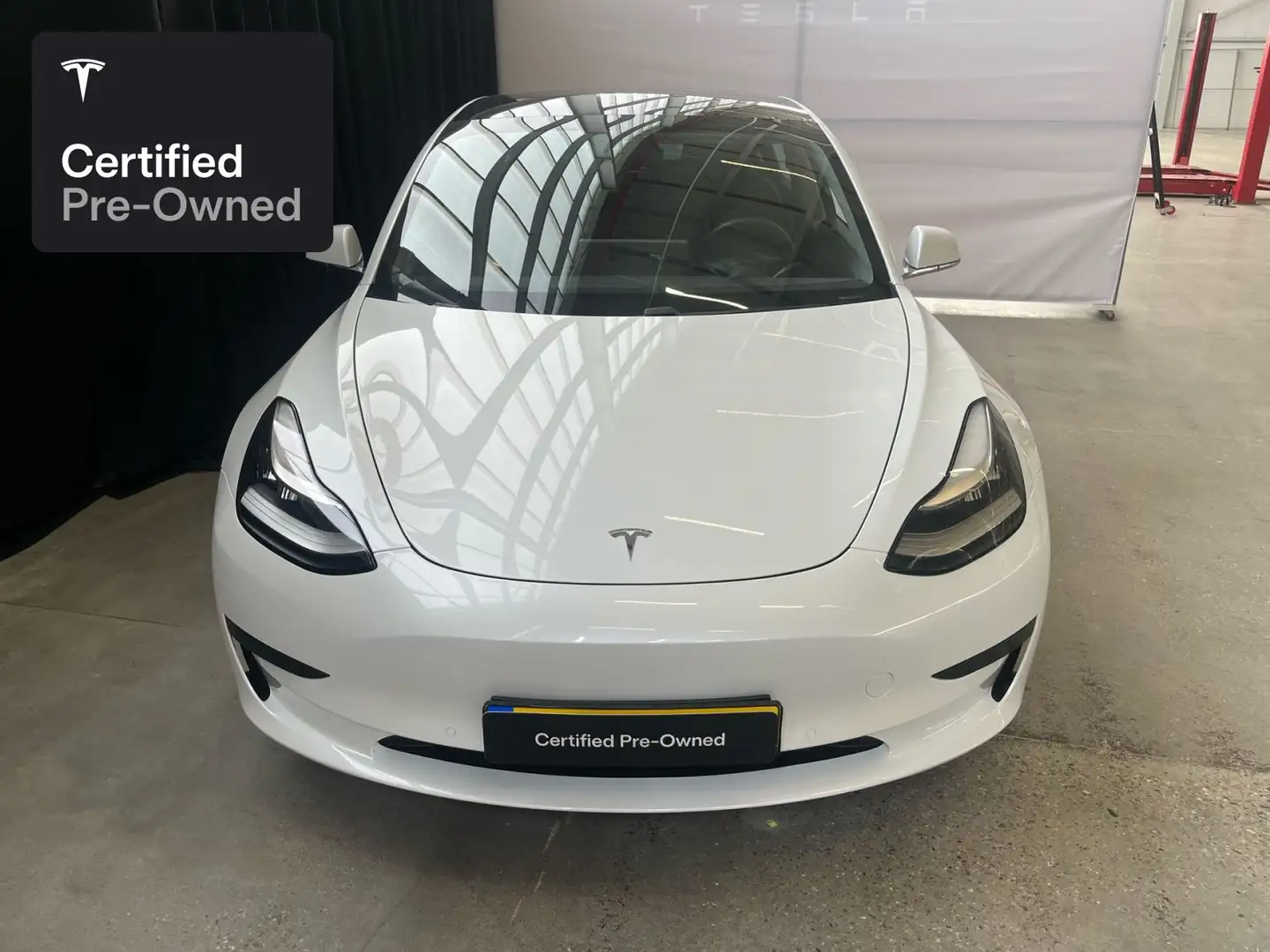 Tesla Model 3 Rear-Wheel Drive “Certified Pre-Owned” Blanc - 2
