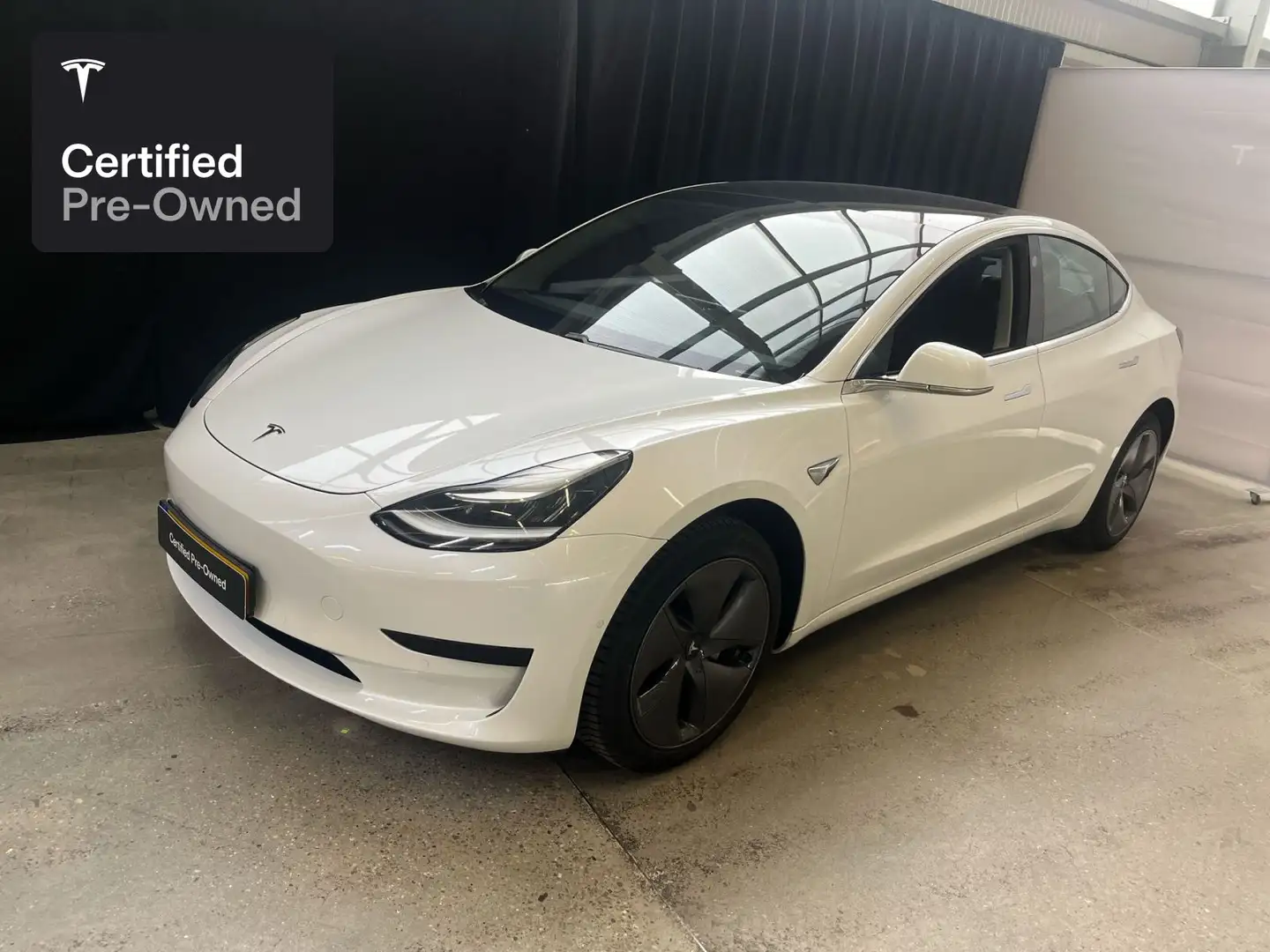 Tesla Model 3 Rear-Wheel Drive “Certified Pre-Owned” Blanc - 1