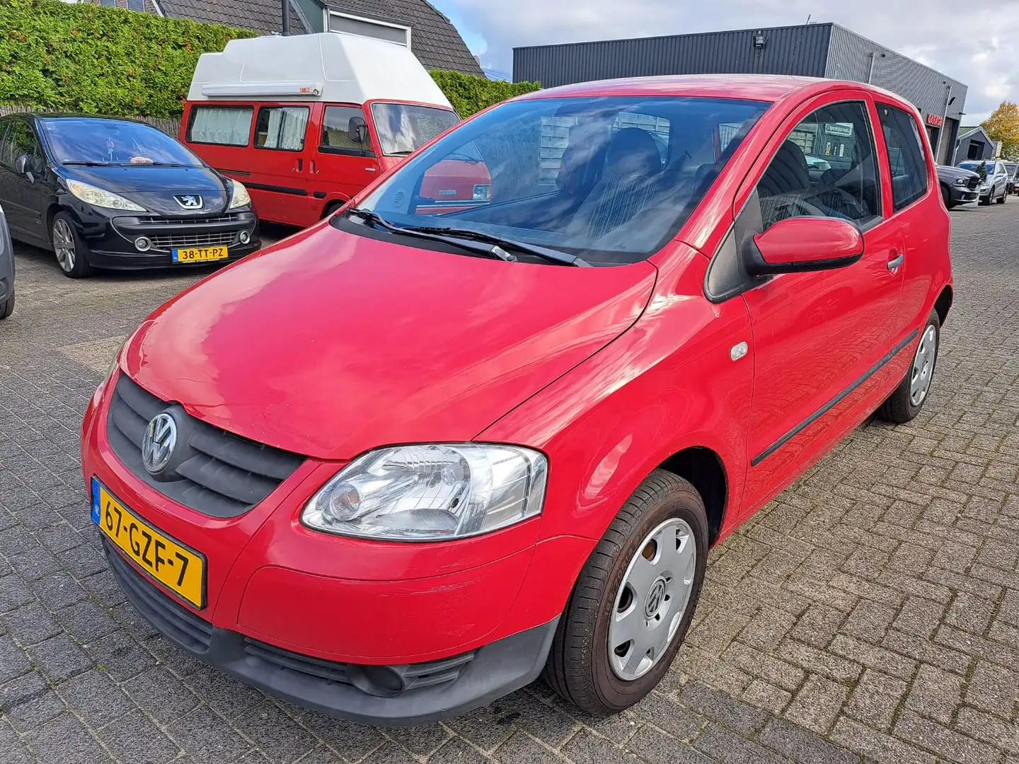 Volkswagen Fox 1.2 Trendline Rosso - 1