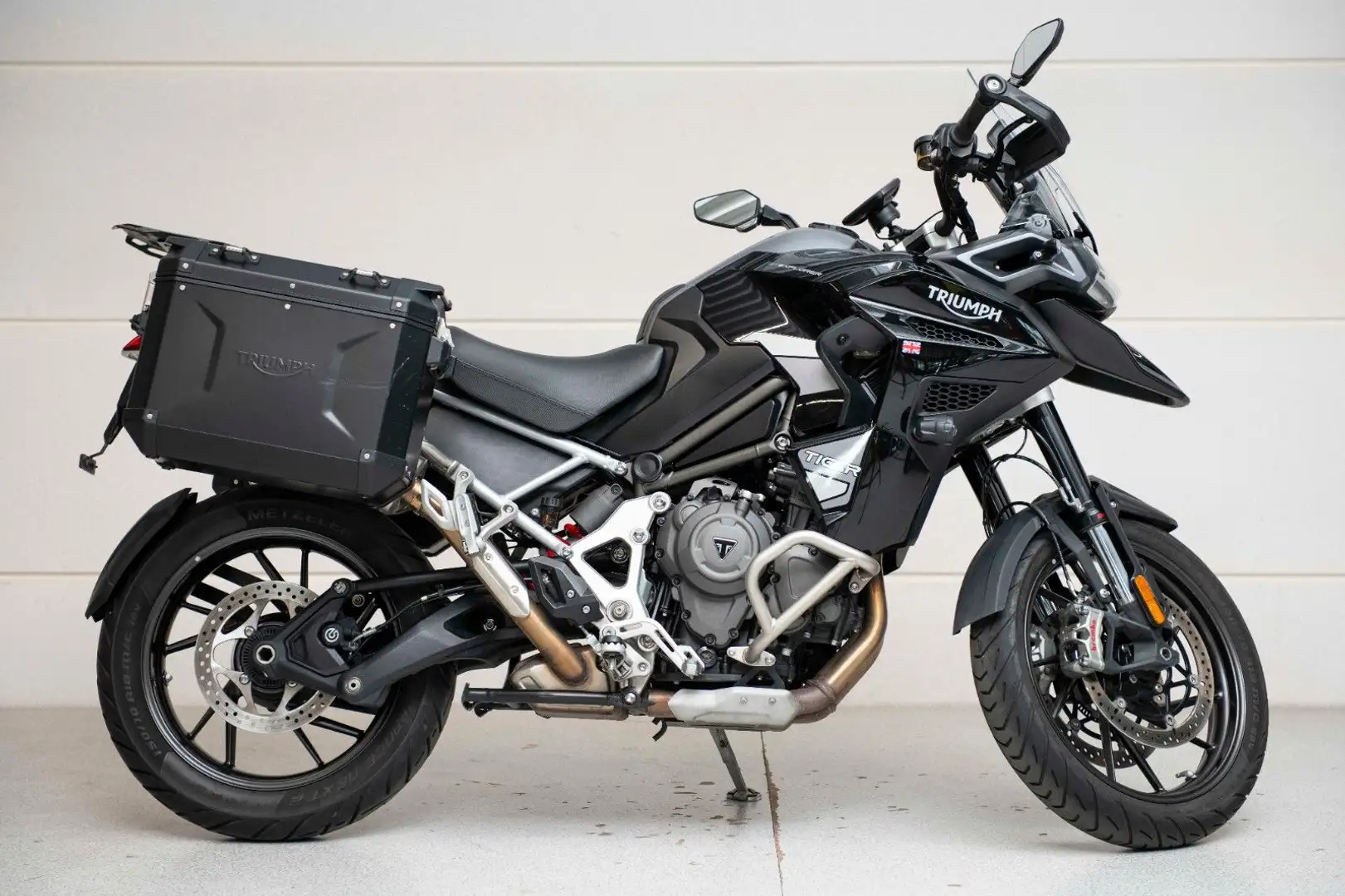 Triumph Tiger 1200 GT Explorer Negru - 1