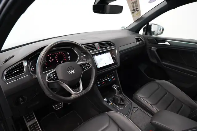 Volkswagen Tiguan view 5