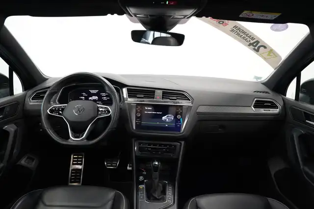 Volkswagen Tiguan view 6