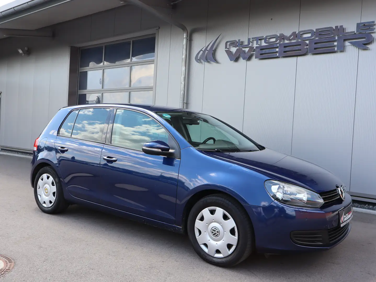Volkswagen Golf VI 2.0 TDI DPF COMFORTLINE *KLIMAAUTOMATIK*AHK*SHZ Bleu - 1