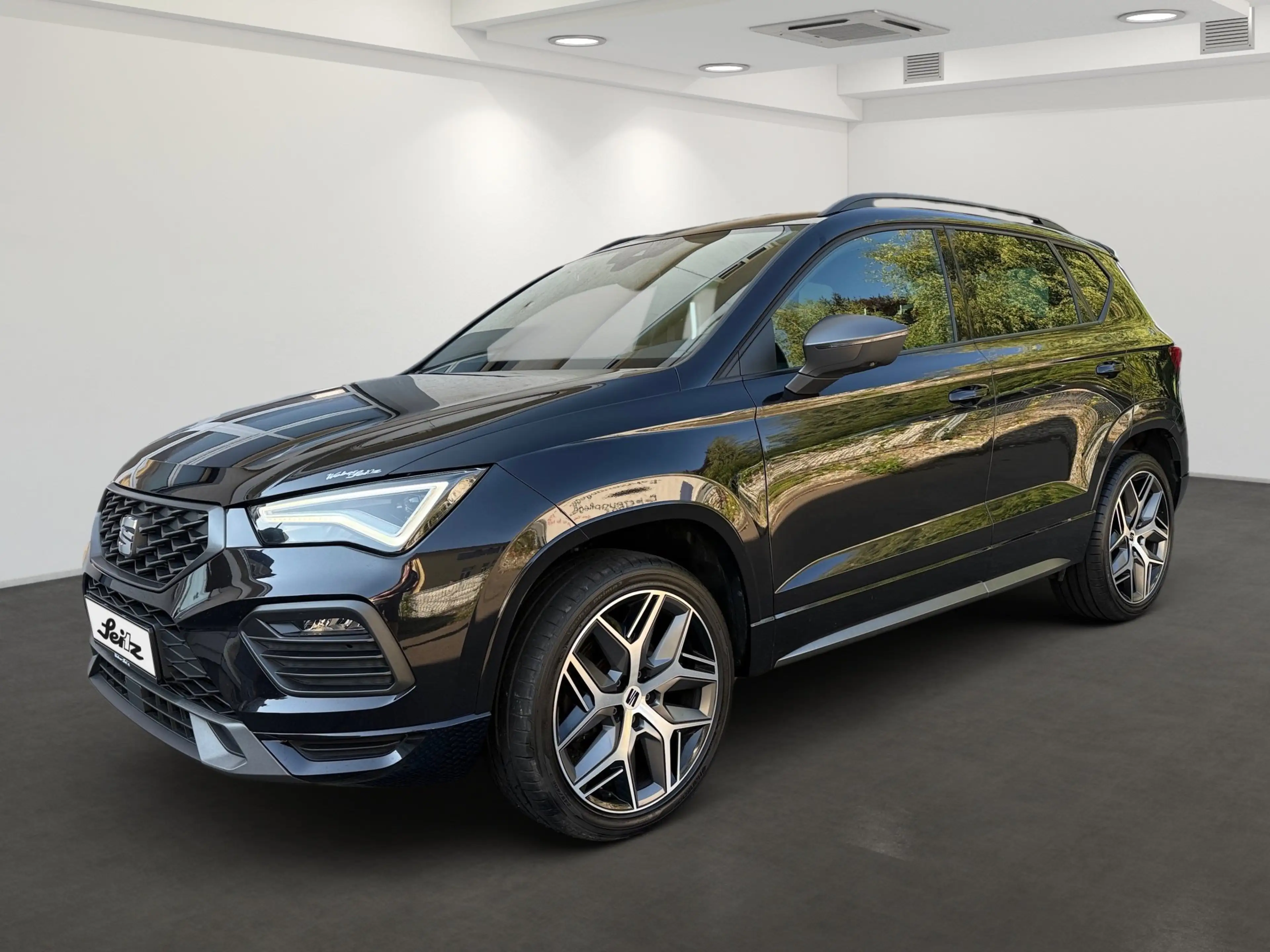 SEAT Ateca 2.0 TSI DSG FR 4Drive AHK. LED. Navi. Rückfahrkame — photo 2