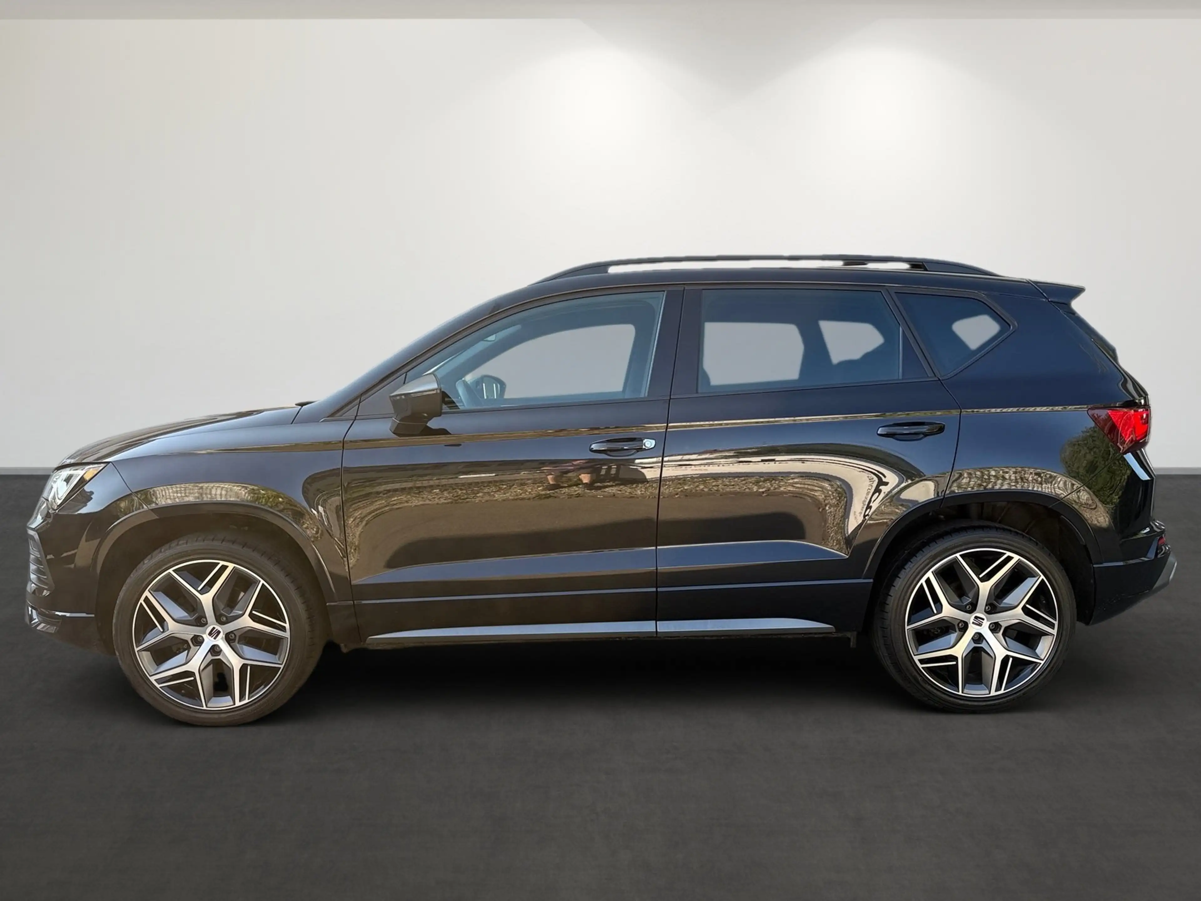SEAT Ateca 2.0 TSI DSG FR 4Drive AHK. LED. Navi. Rückfahrkame — photo 7