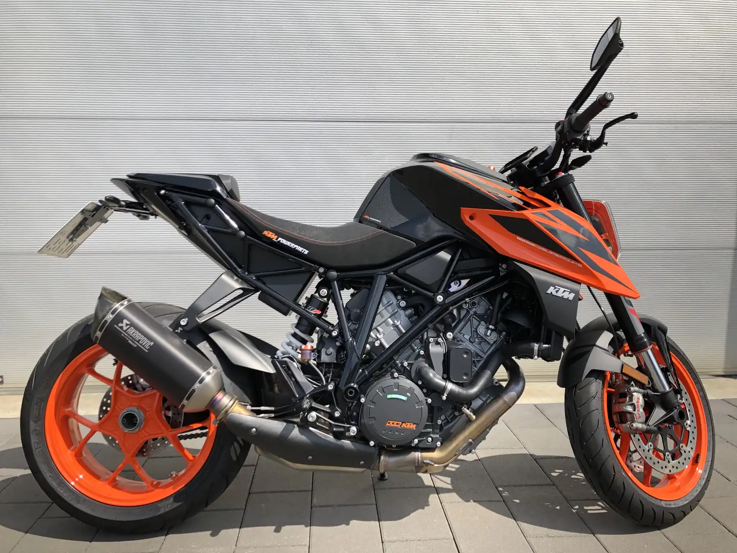 KTM 1290 Super Duke R Černá - 2