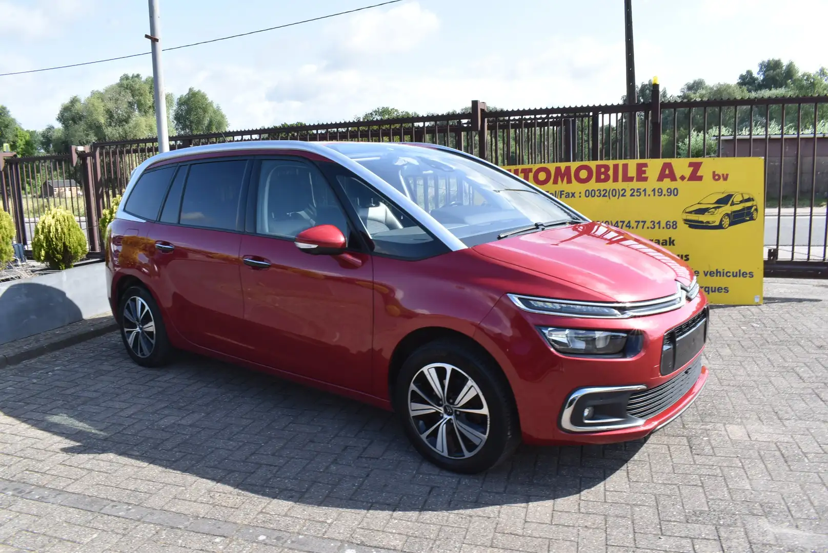 Citroen Grand C4 Picasso 1.6 BlueHDi Intensive GPS/DVD - 1