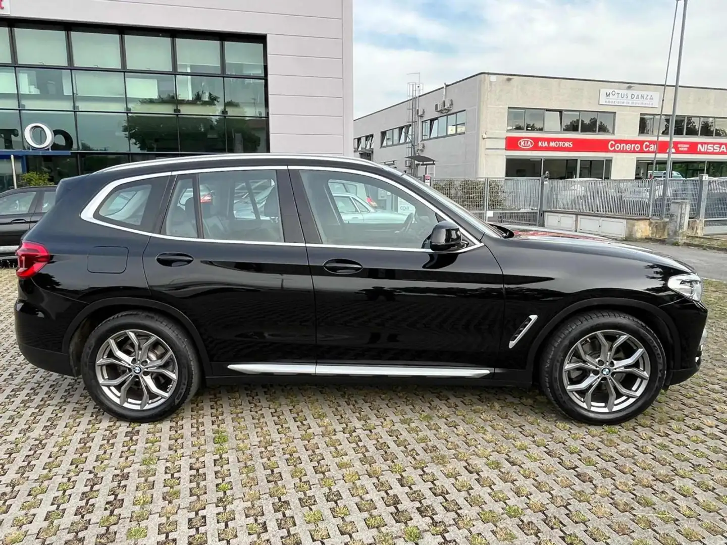 BMW X3 xDrive20d xLine Noir - 2