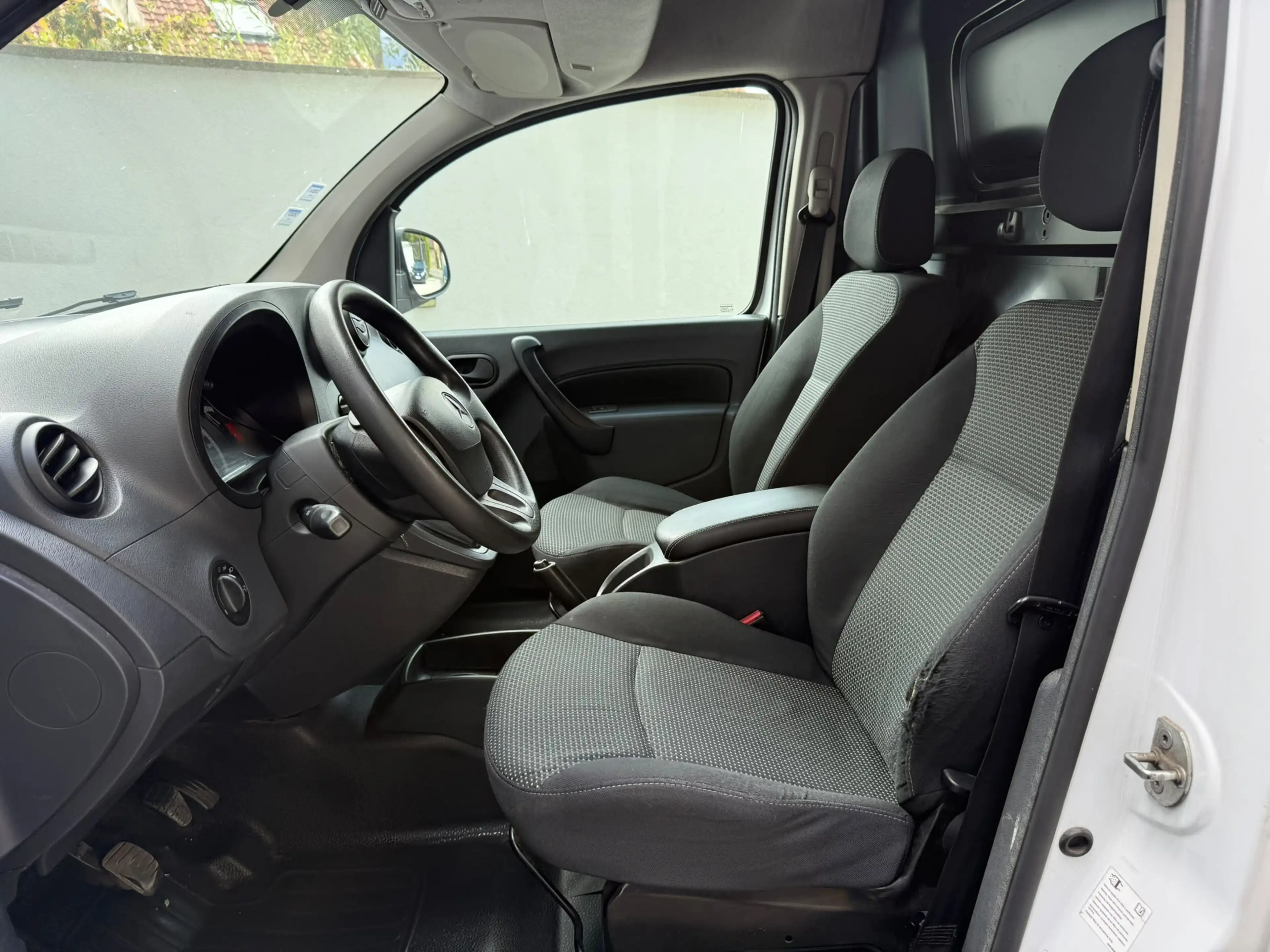 Mercedes-Benz Citan 1.5 CDI A1 BE Start/Stop (EU6) — photo 8