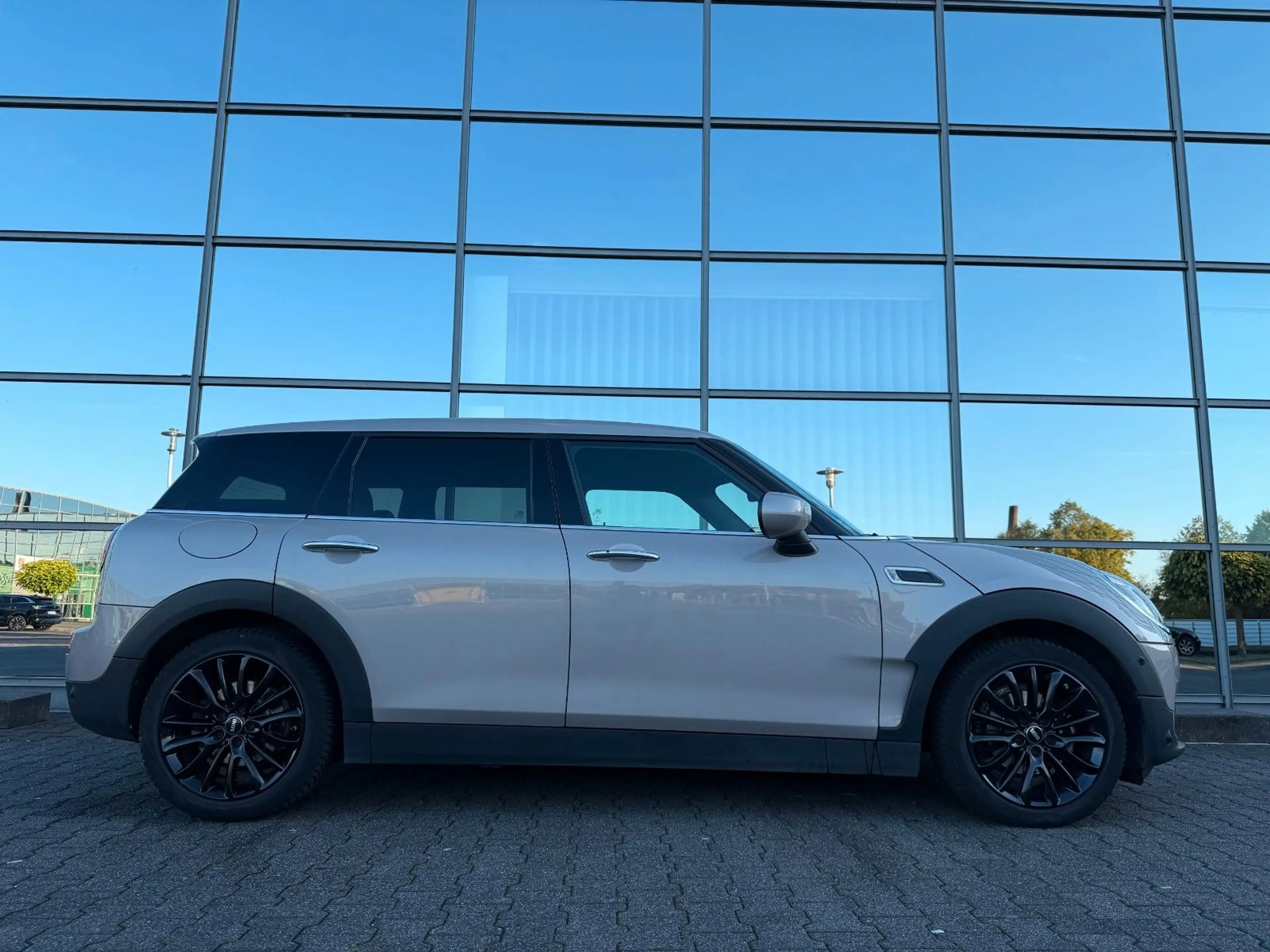 MINI One Clubman Clubman One Classic Trim AUT Navi LED — photo 5
