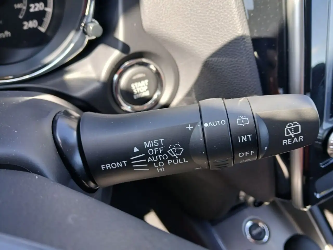 Mitsubishi RVR снимка Mitsubishi RVR