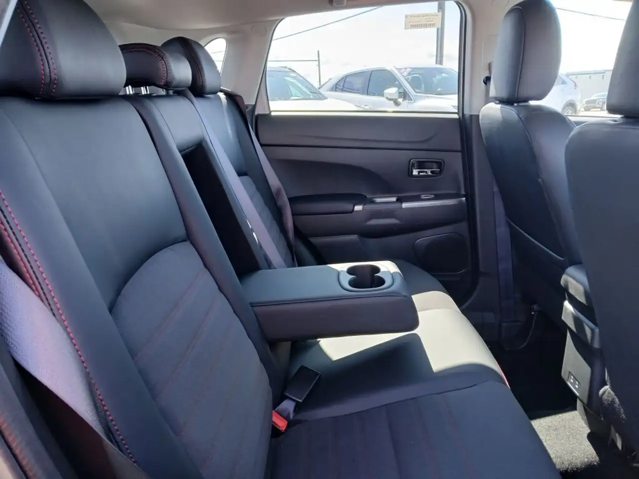 Mitsubishi RVR снимка Mitsubishi RVR