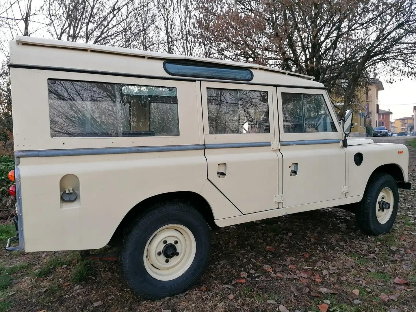Land Rover Series 109 SW safari 9 posti Beige - 2