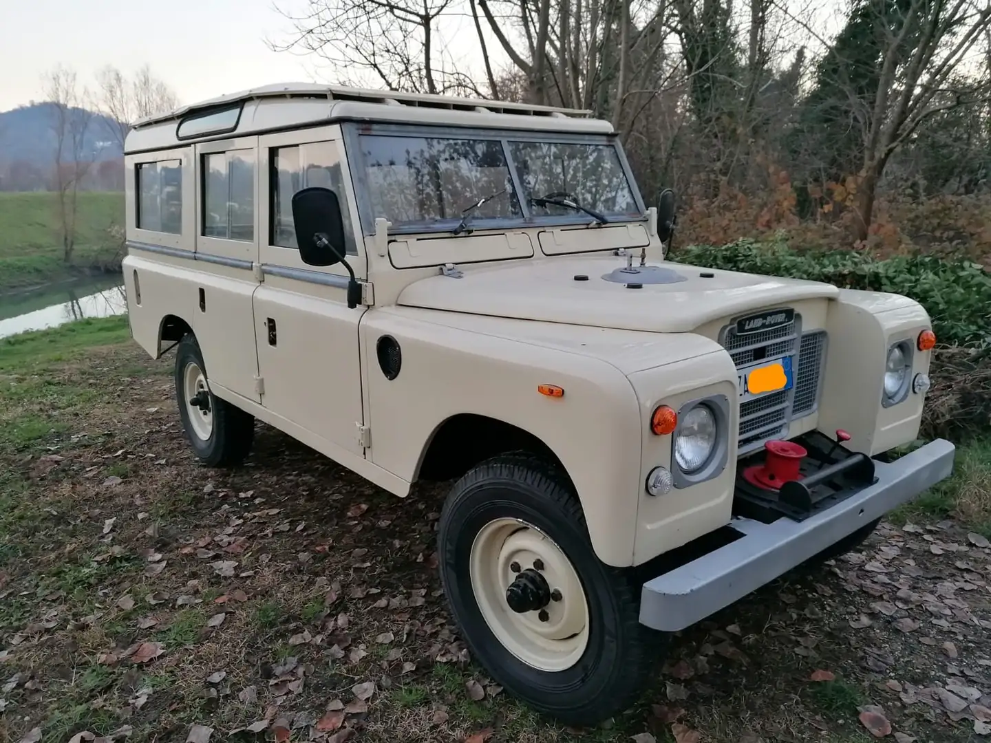 Land Rover Series 109 SW safari 9 posti Beige - 1