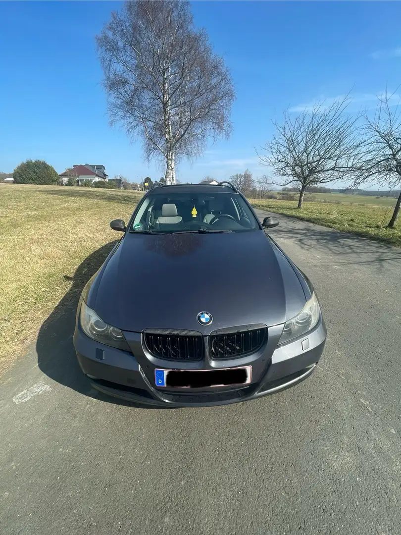 BMW 330 E91 Diesel 3er M57 xDrive Vollausstattung Gris - 1