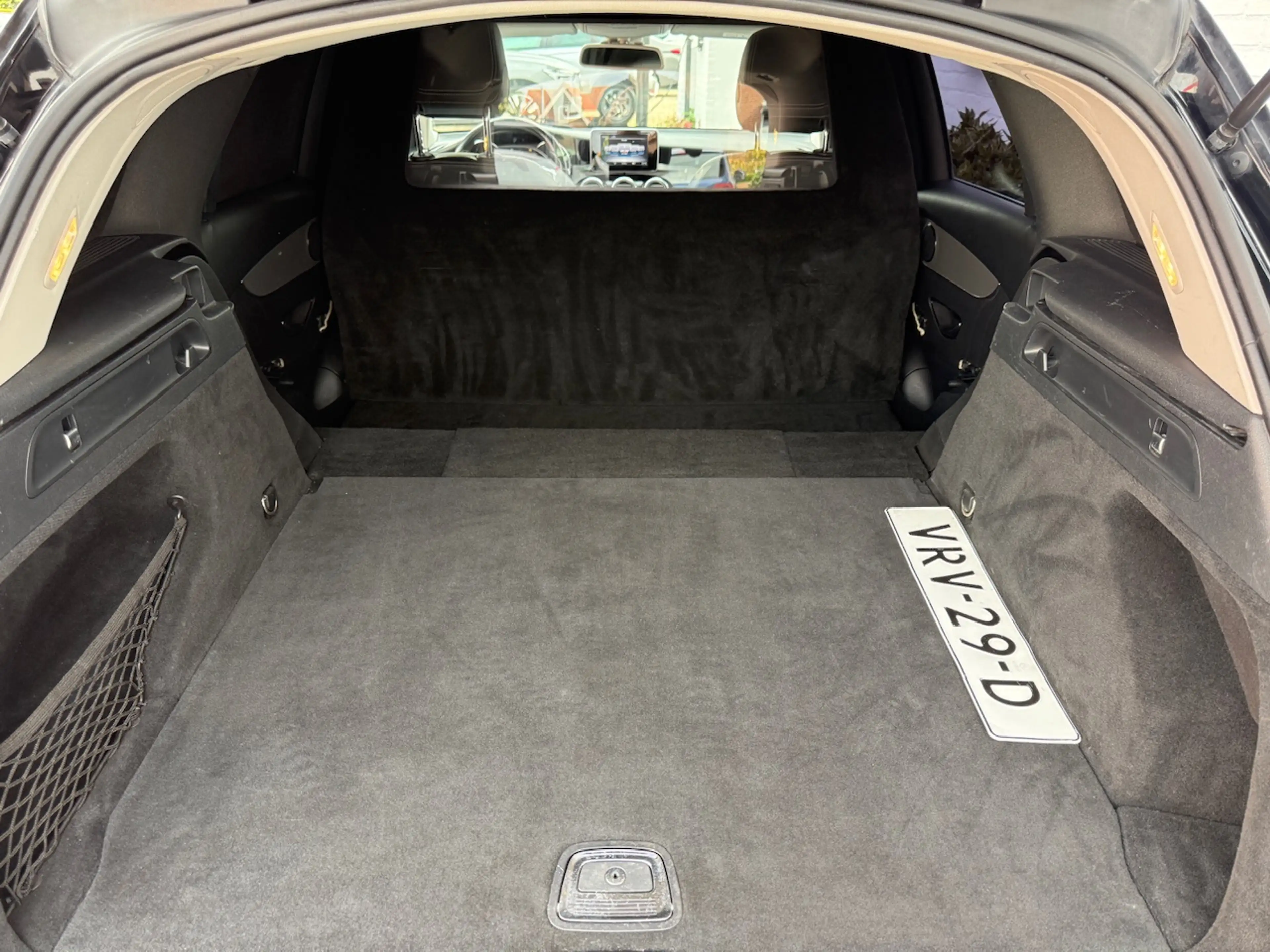 Mercedes-Benz GLC 250 GLC 250D 4 Matic AMG/ Grijs kenteken ombouw/ Trekh — photo 10