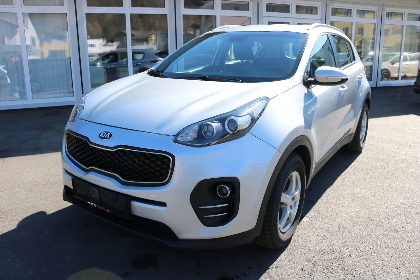 Kia Sportage 1,7 CRDI ISG Silber Grau - 1